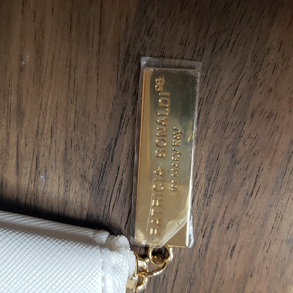 Mary Kay Patricia Bonaldi NWT Clutch Make Up Bag - Picture 3 of 7